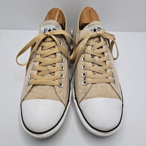 Converse | Chuck Taylor's All-Star tan canvas flat low-top sneakers | MENS 8.5 - Picture 3 of 11